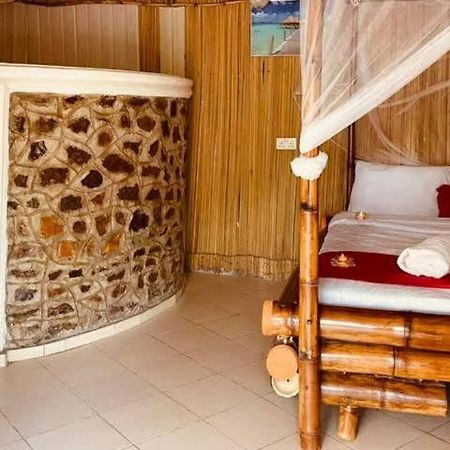 Ches Bay Resort Nangina Eksteriør bilde